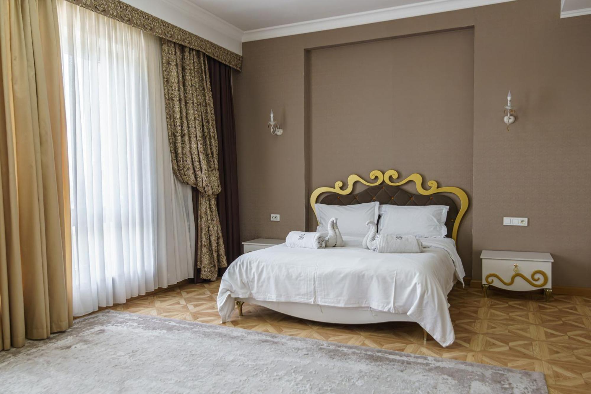 Park Hotel Al Bustan Schymkent Exterior foto